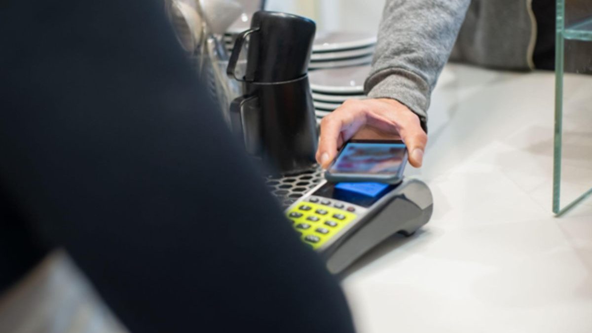 How Digital Wallet Companies Are Transforming Online Payments for Everyday Consumers 